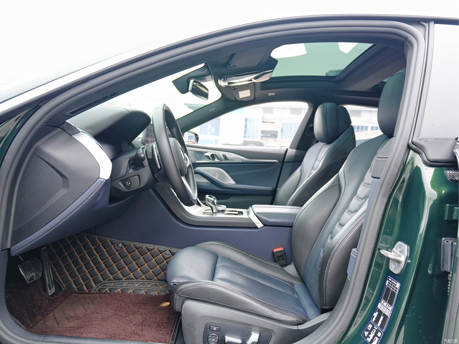 BMW 8 Series, 2023 7