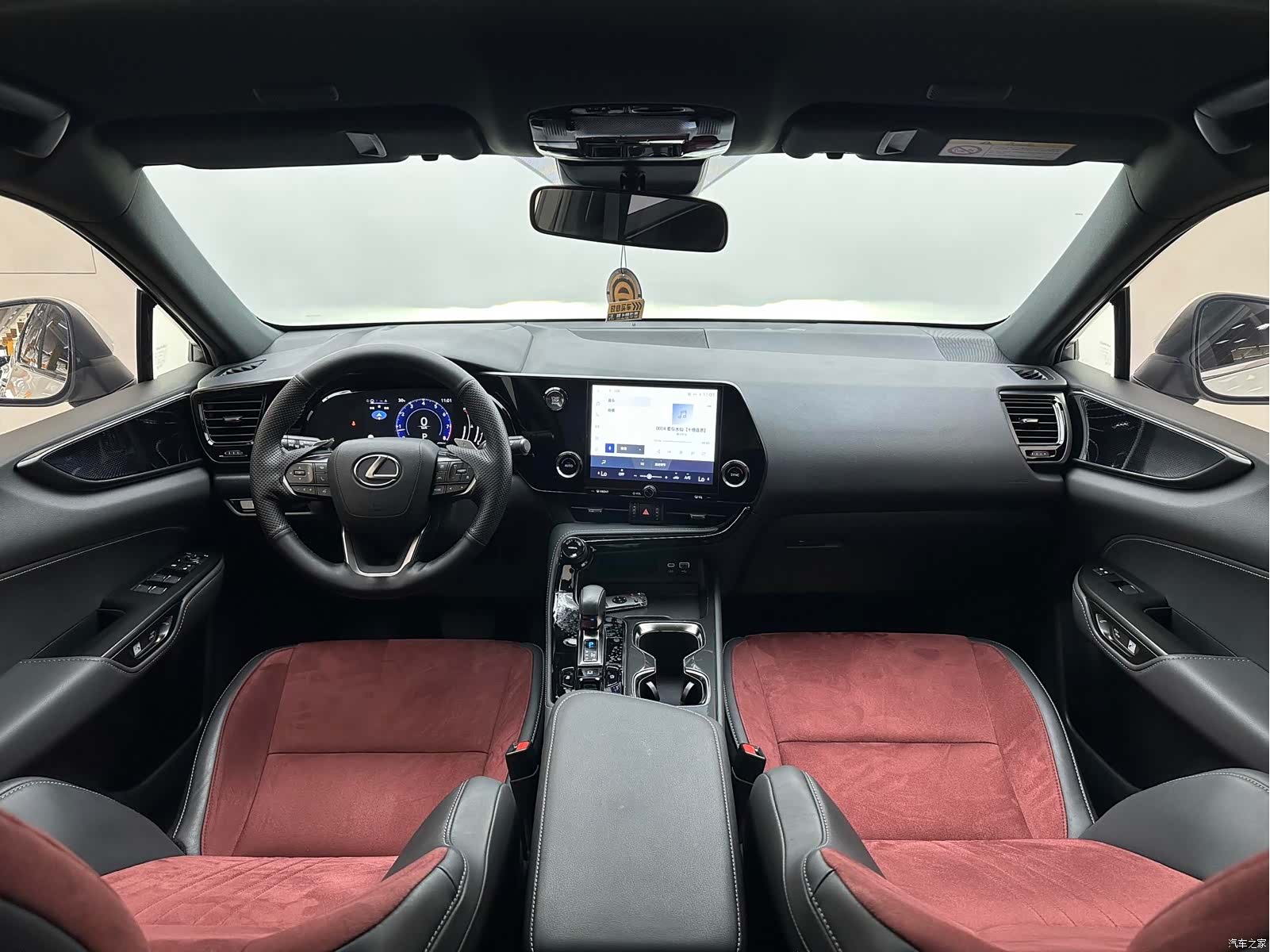 Lexus NX, 2023 9