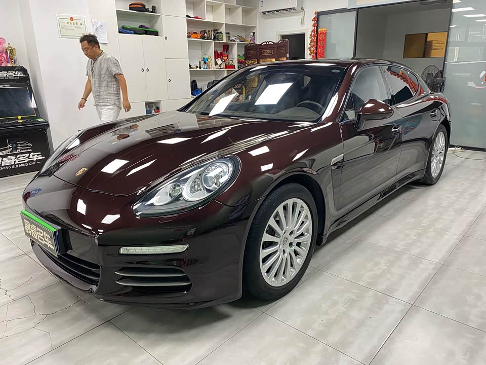 Porsche Panamera