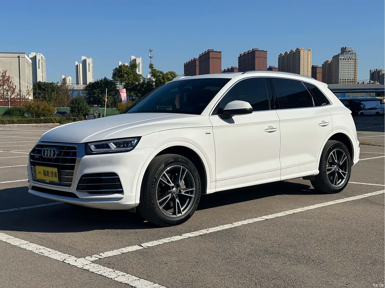 Audi Q5L, 2020 1