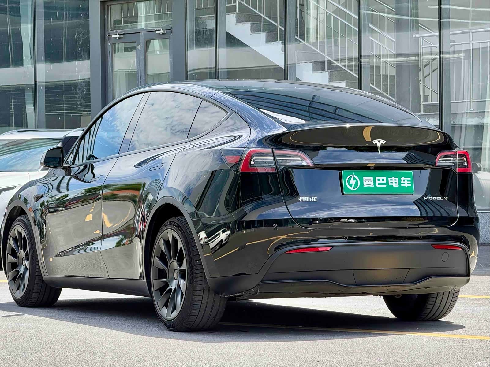 Tesla Model Y, 2021 7