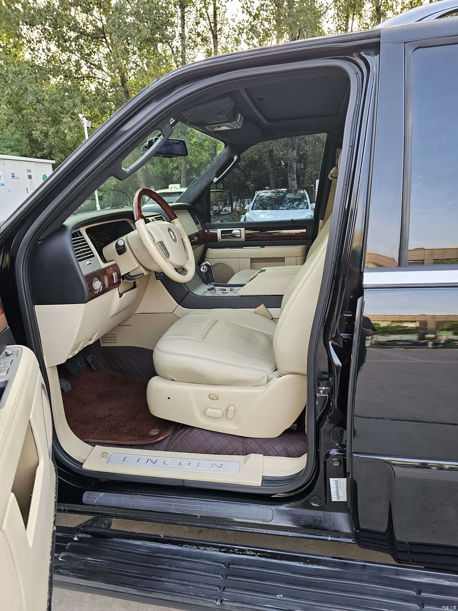 Lincoln Navigator, 2007 14