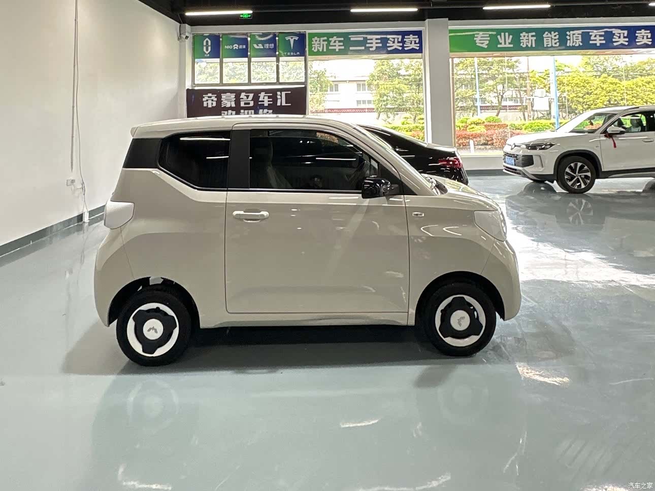 Wuling MINIEV, 2025 4