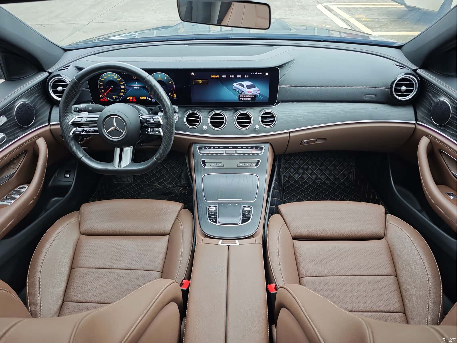 Mercedes-Benz E-Class, 2023 16