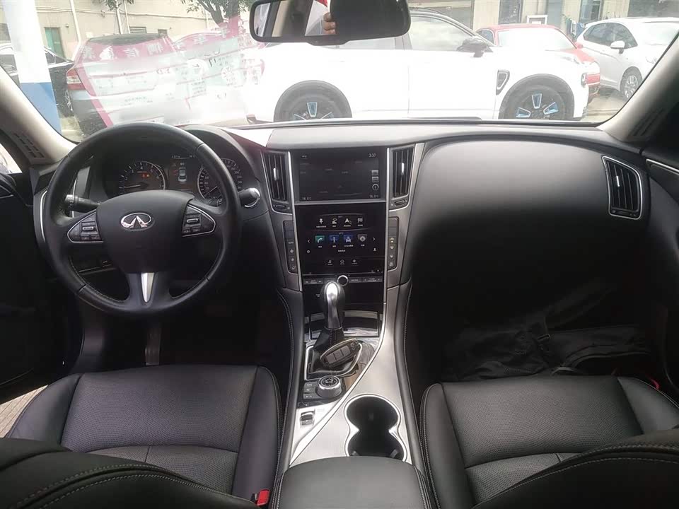 Infiniti Q50L Infiniti Q50L