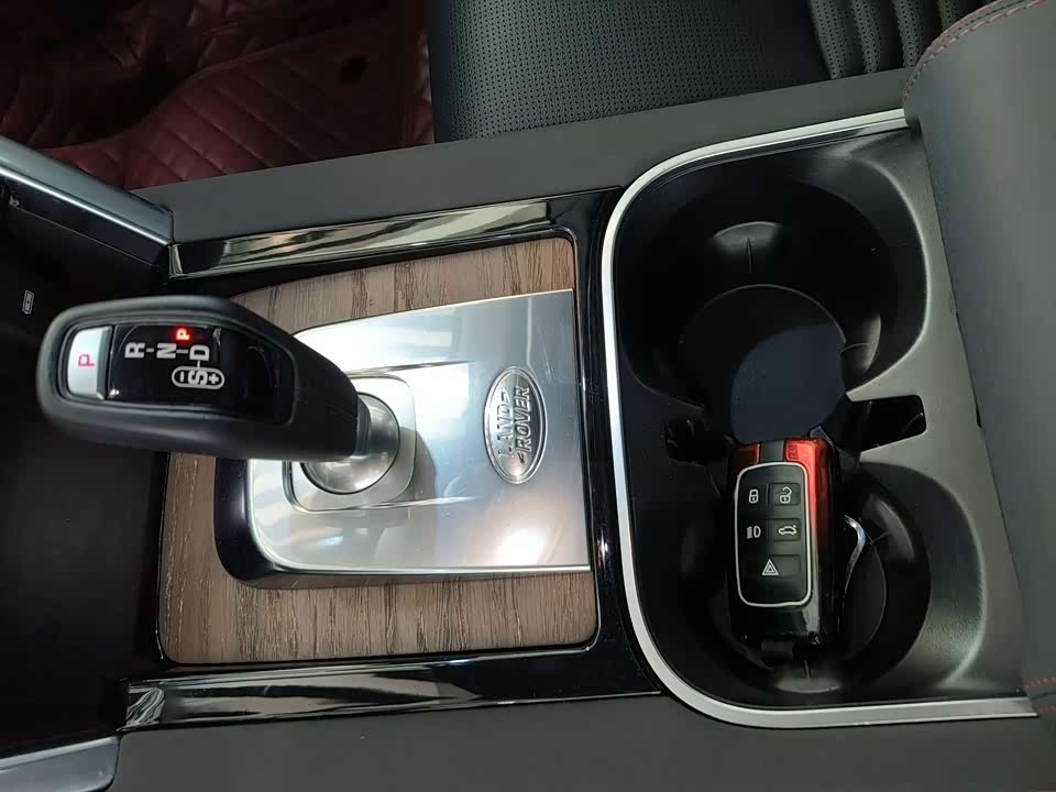 Land Rover Discover sports