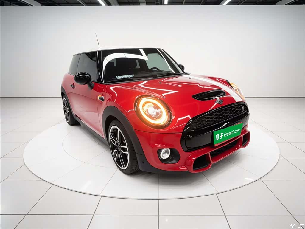 Mini Cooper, 2021 4