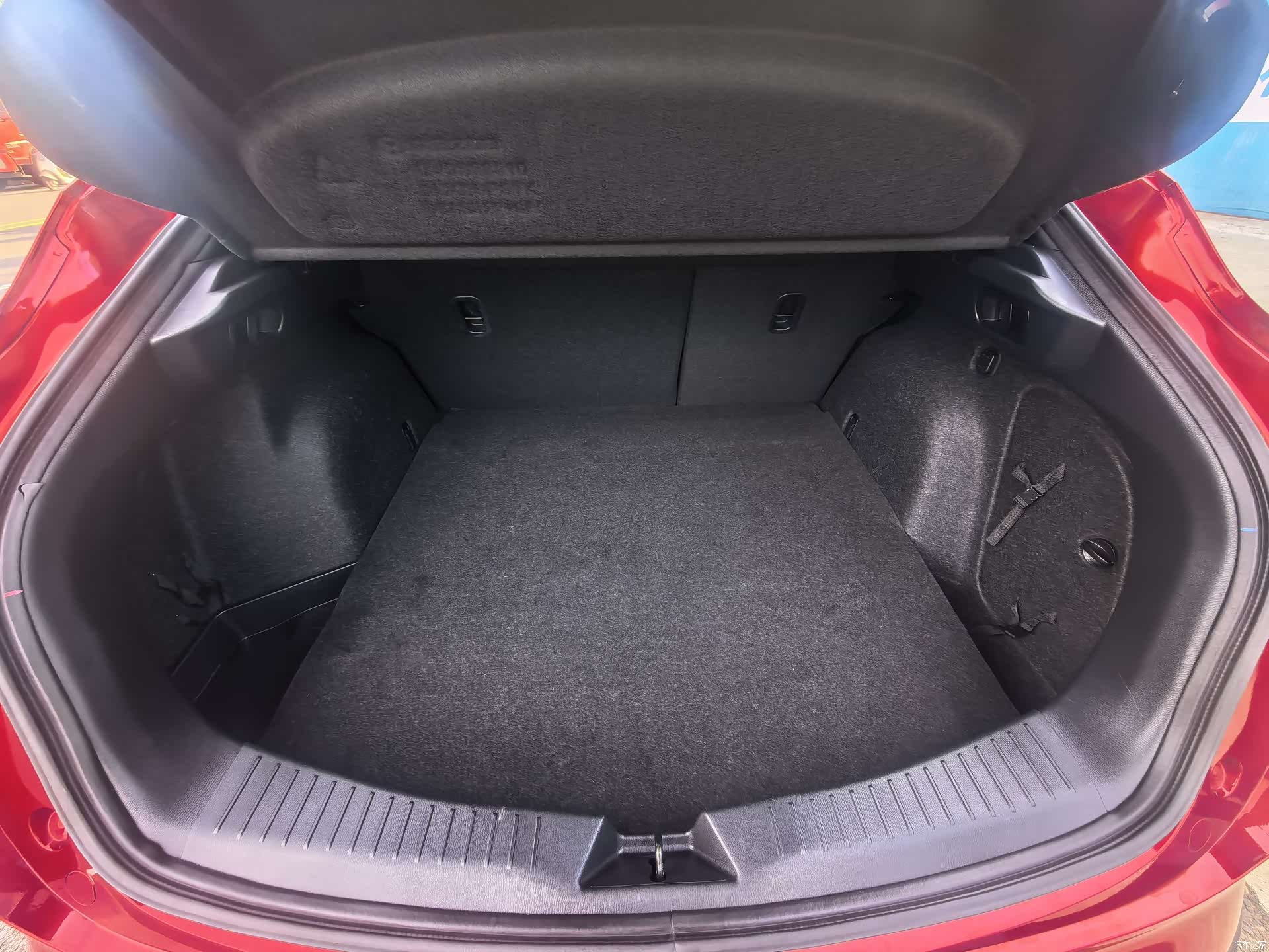 Mazda CX-4, 2022 15