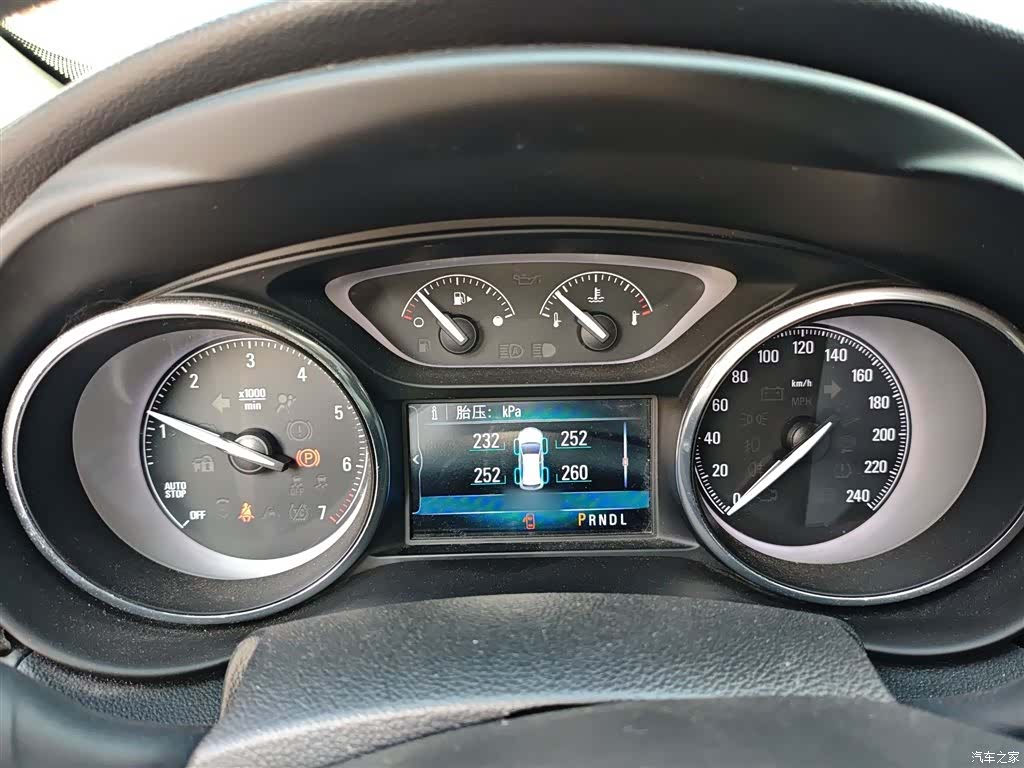 Buick Envision Plus, 2018 4