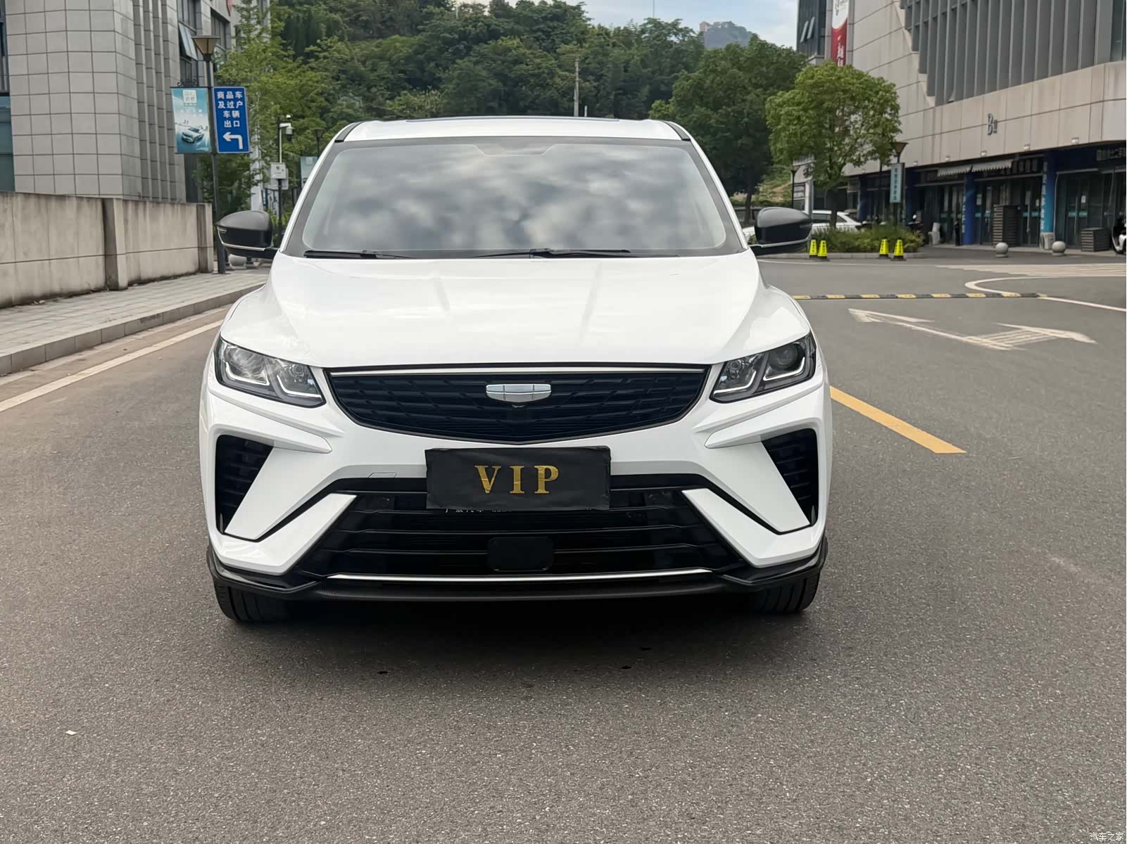 Geely Coolray, 2025 2