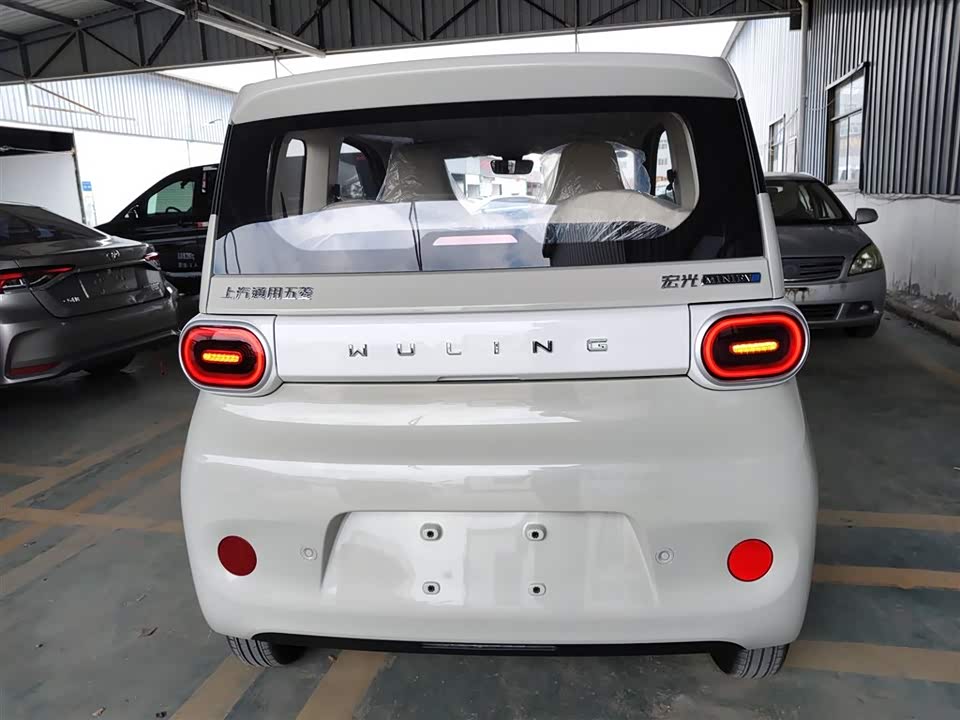 Wuling Hongguang MINIEV Wuling Hongguang MINIEV