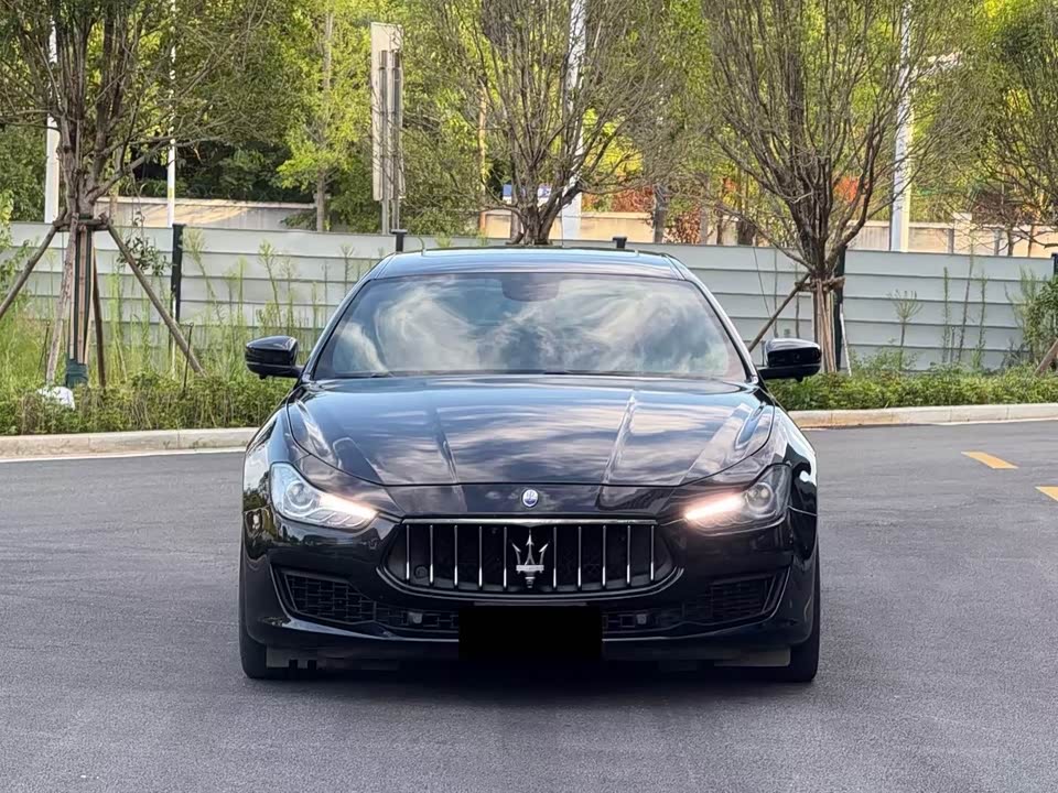 Maserati Ghibli Maserati Ghibli