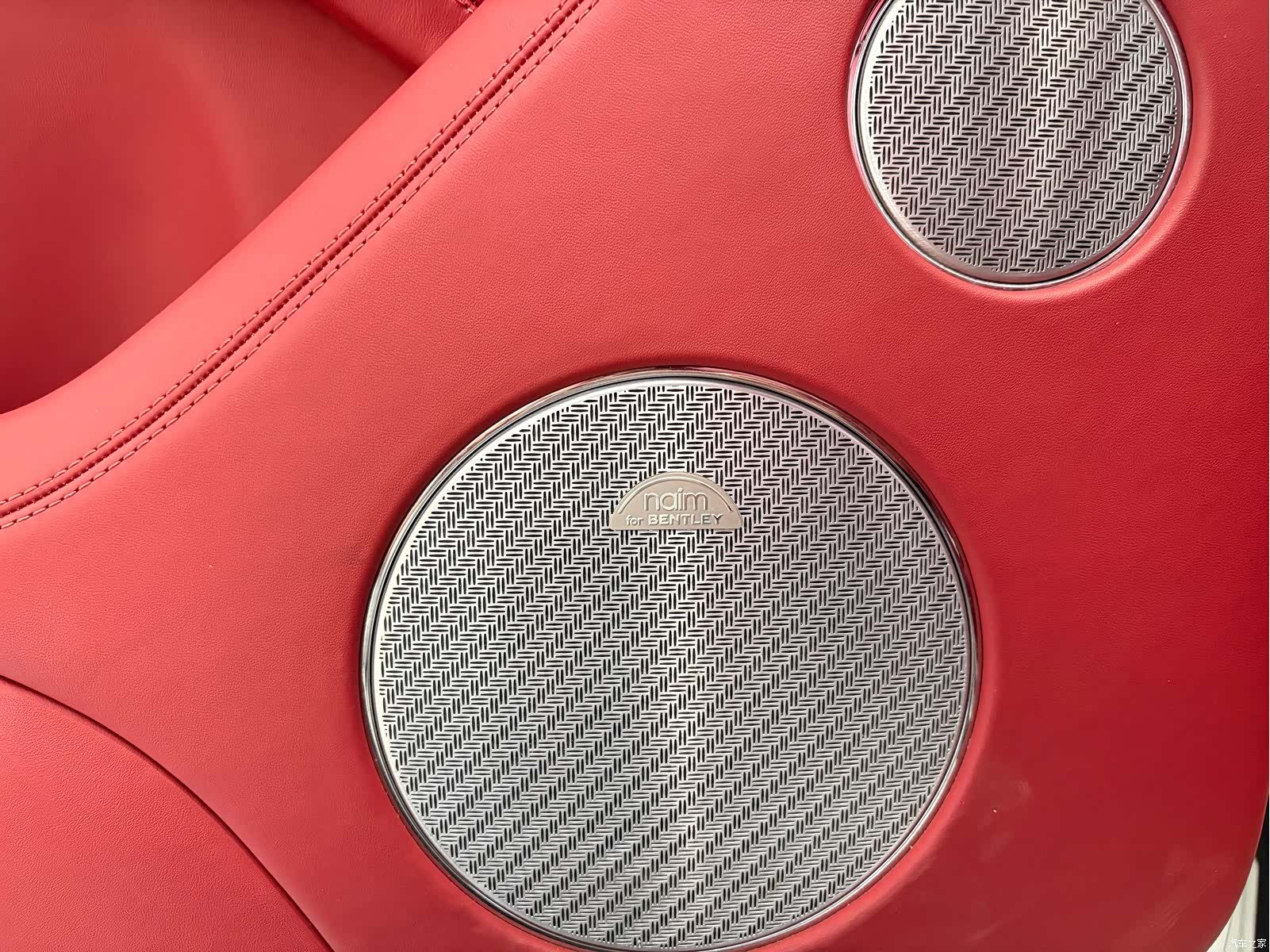 Bentley Bentayga, 2018 7