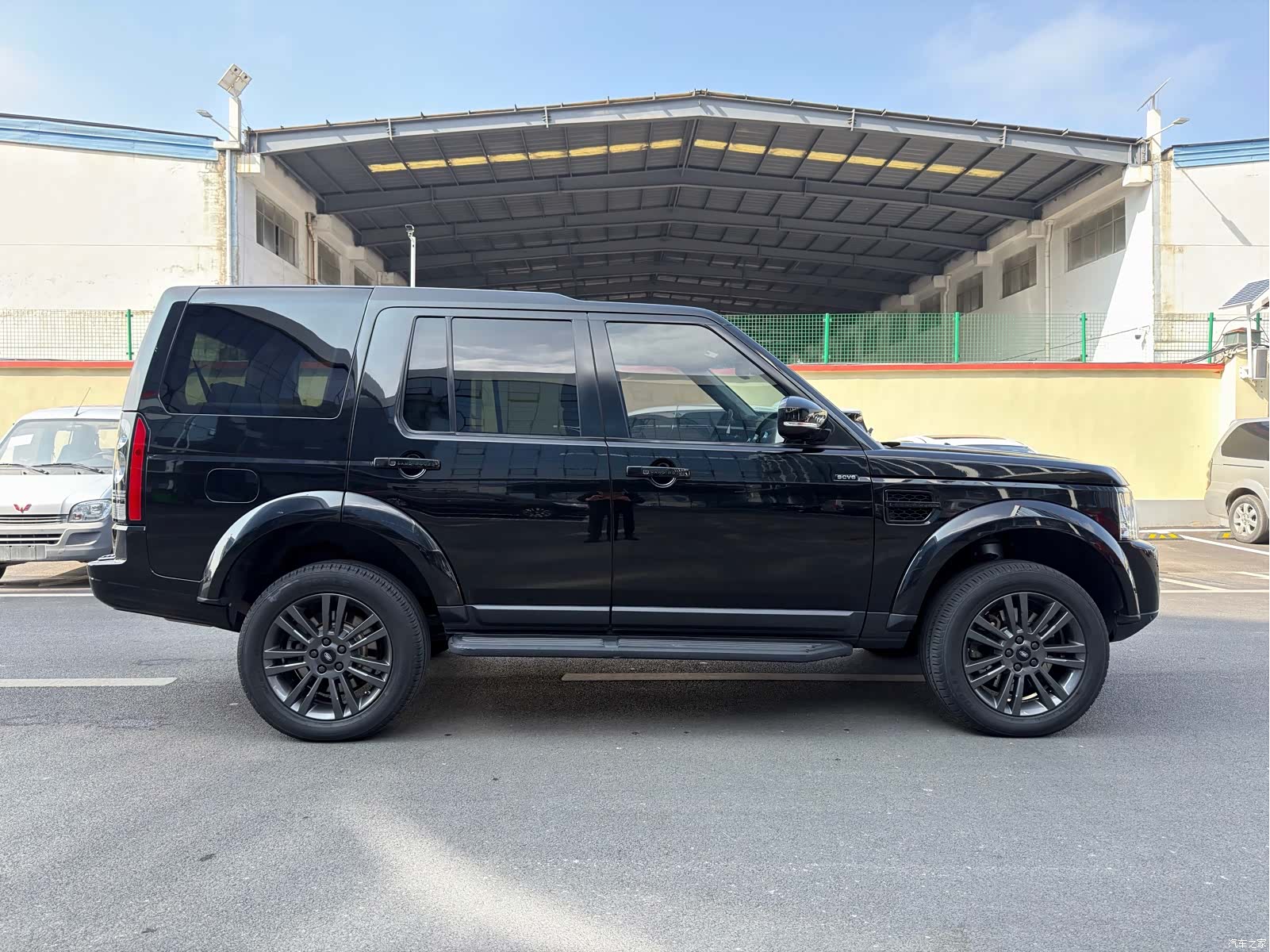 Land Rover Discovery, 2016 16