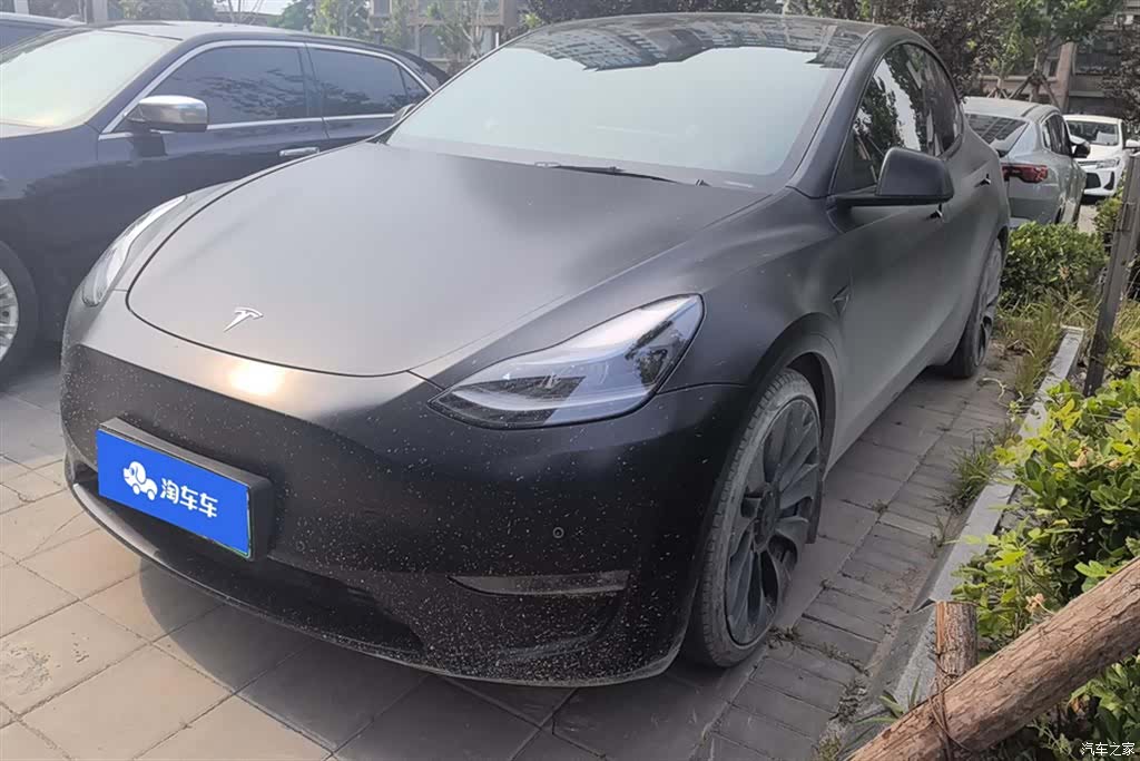 Tesla Model Y, 2024 1