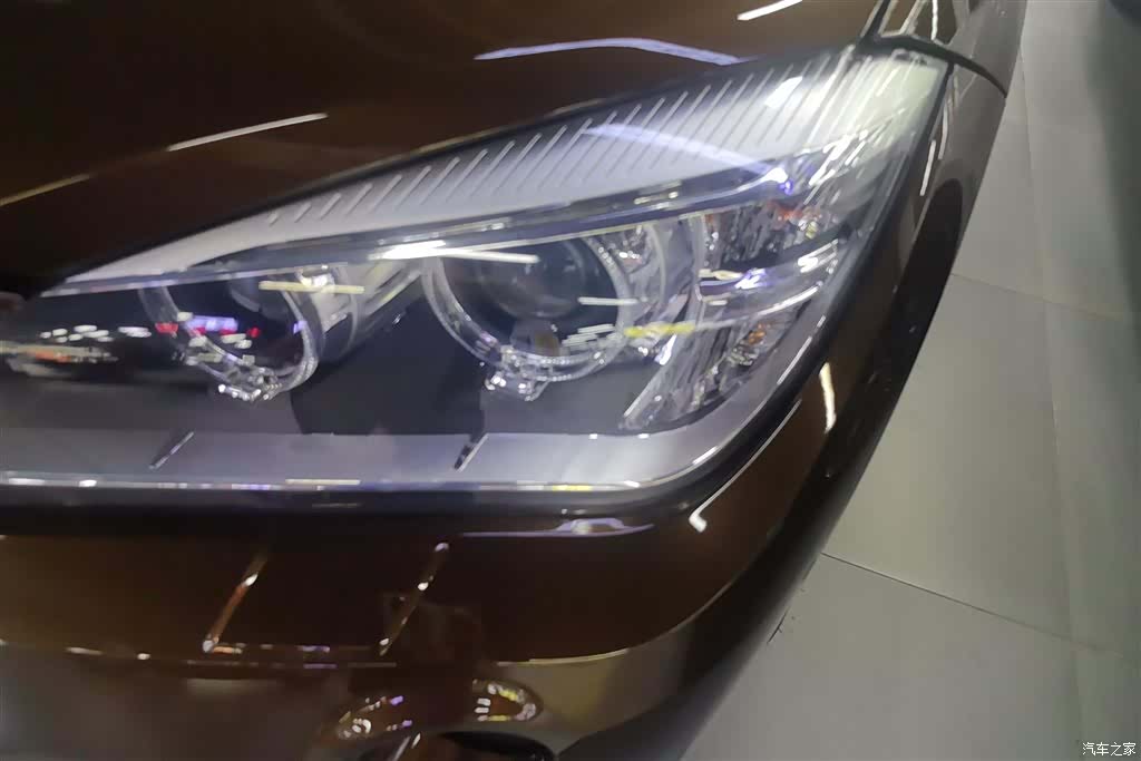 BMW X1, 2015 все фото