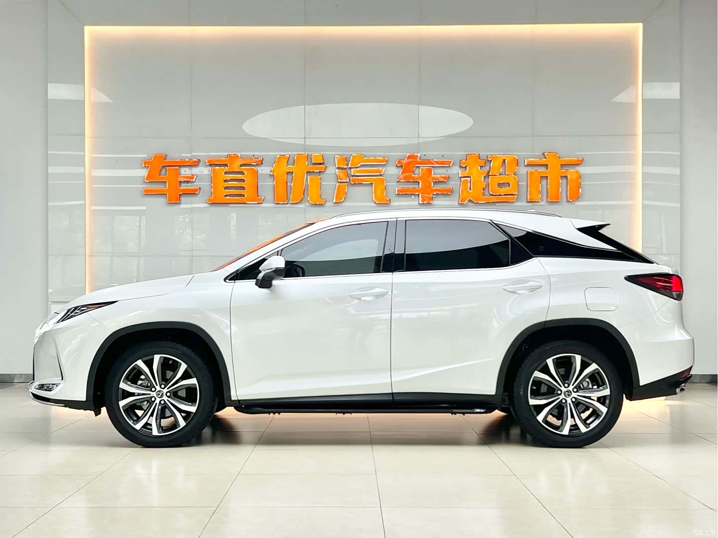 Lexus RX, 2022 4
