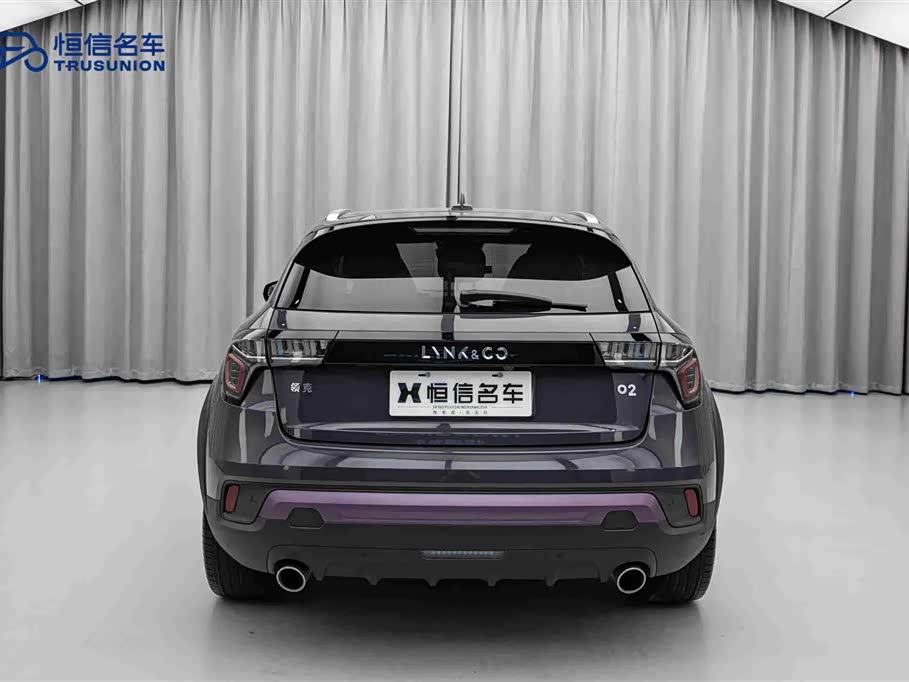 Lynk & Co 02