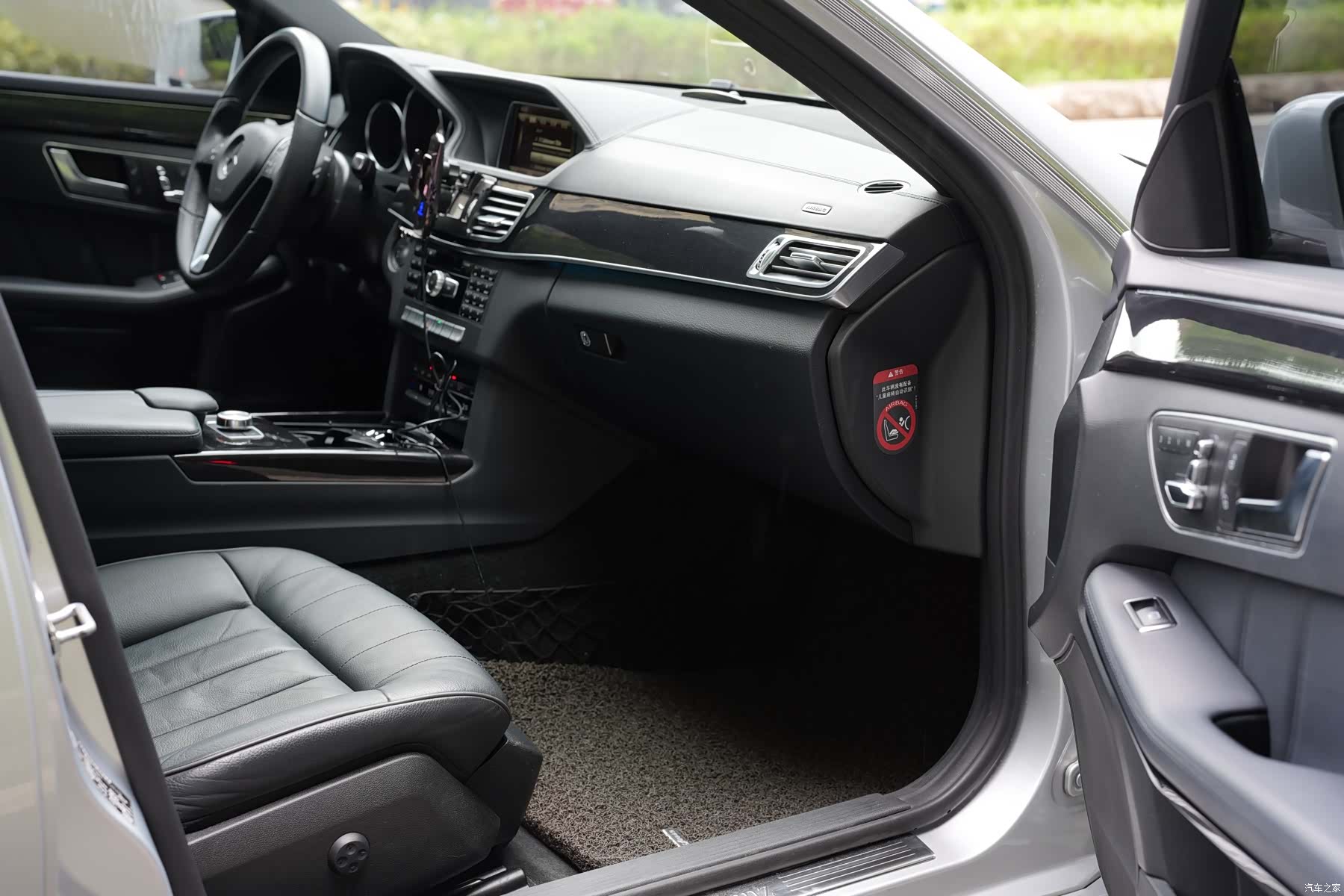 Mercedes-Benz E-Class, 2014 19
