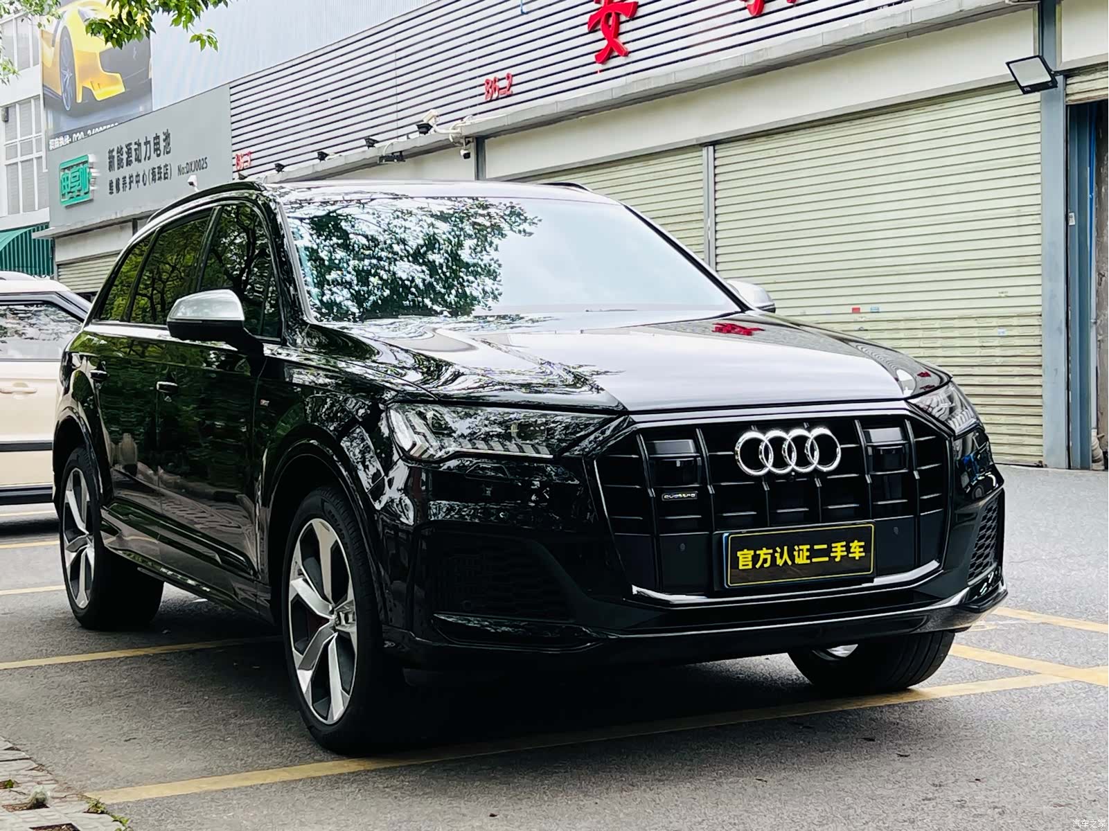 Audi Q7, 2023 3