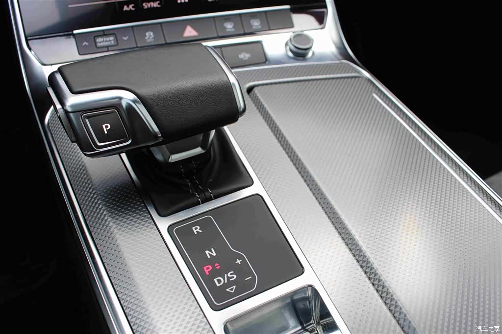 Audi A6L, 2020 8