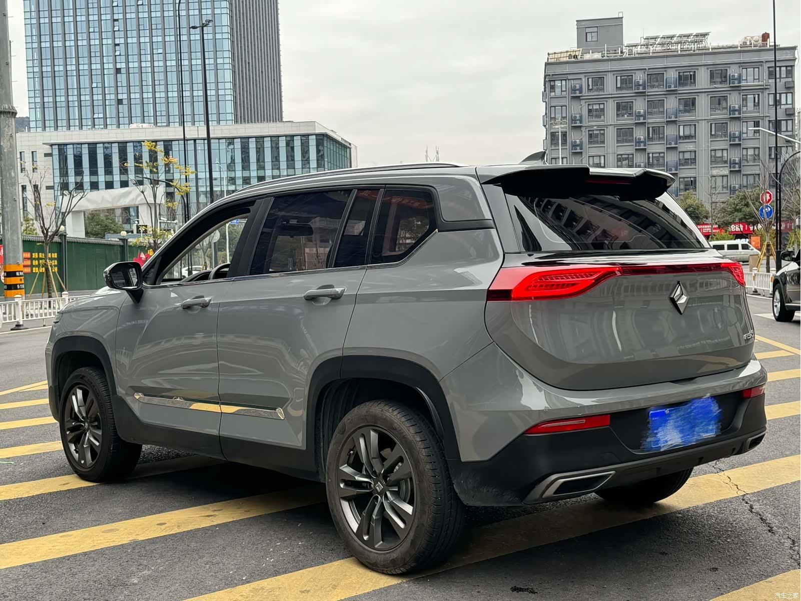 Wuling RS-5, 2020 все фото