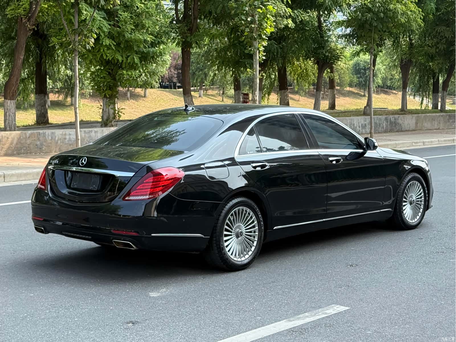 Mercedes-Benz S-Class, 2016 4
