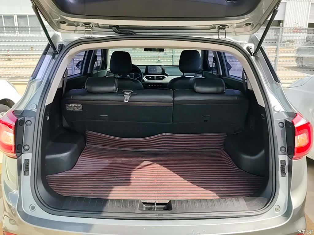 Wuling 510, 2019 19