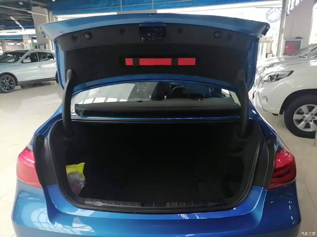 BMW 3 Series, 2019 19