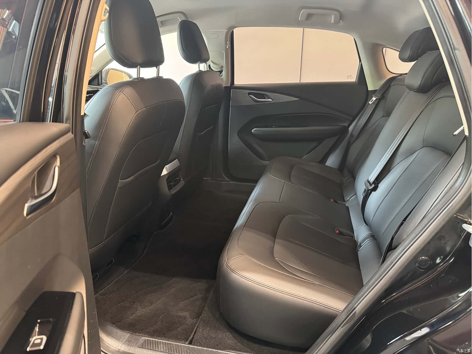 Wuling Starlight, 2024 6