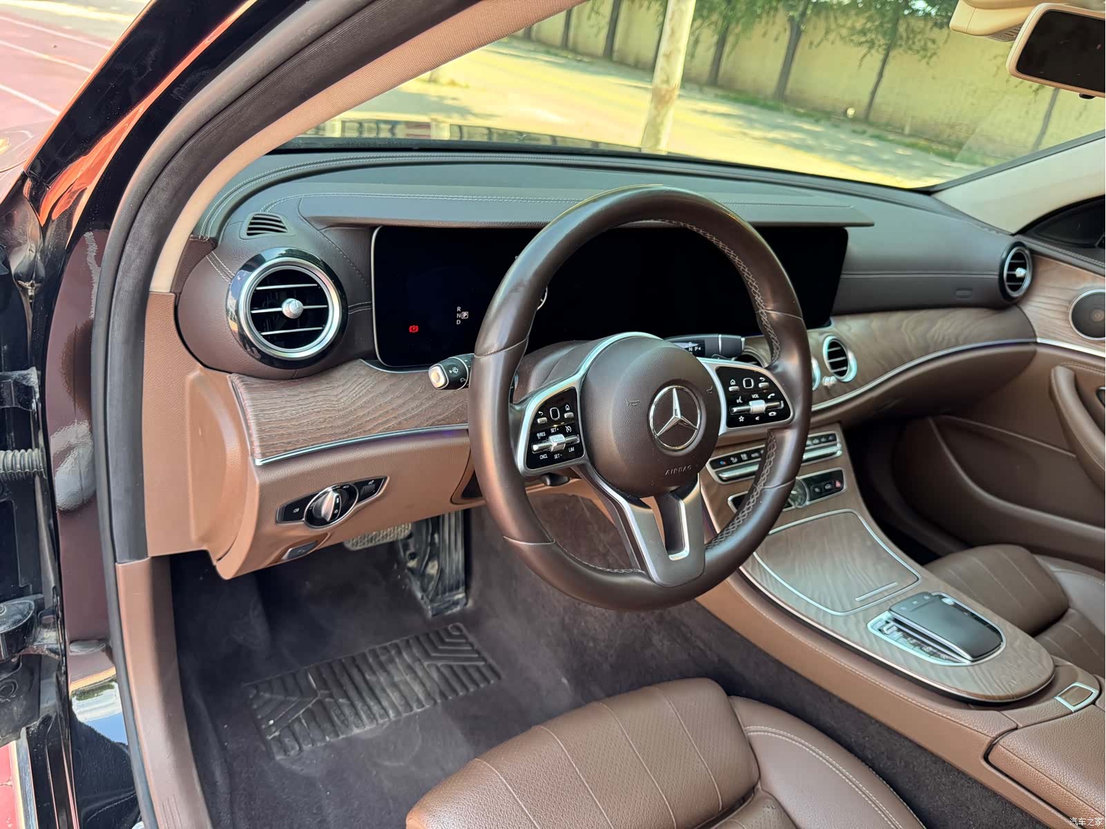 Mercedes-Benz E-Class, 2020 10