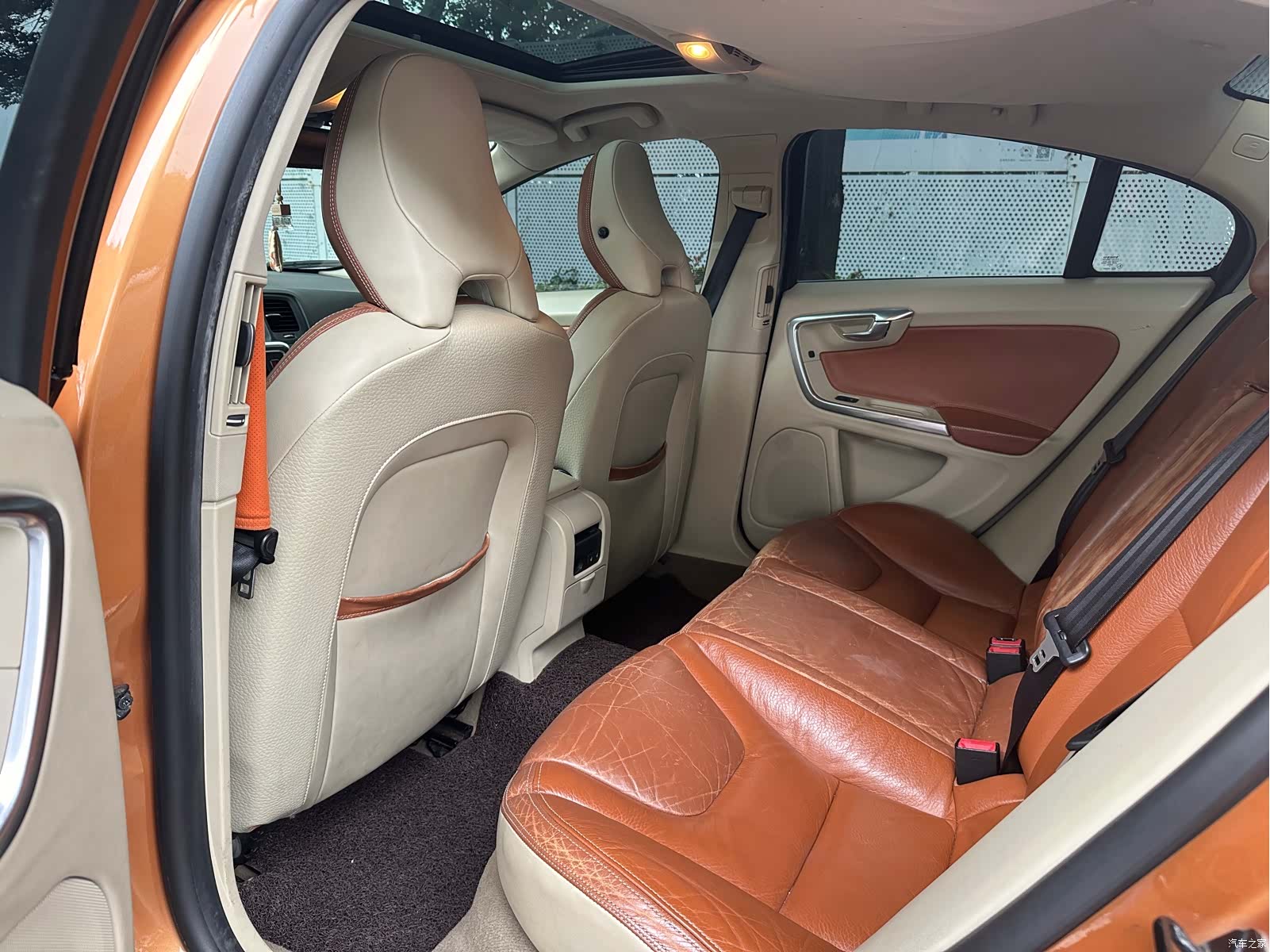 Volvo S60, 2012 4