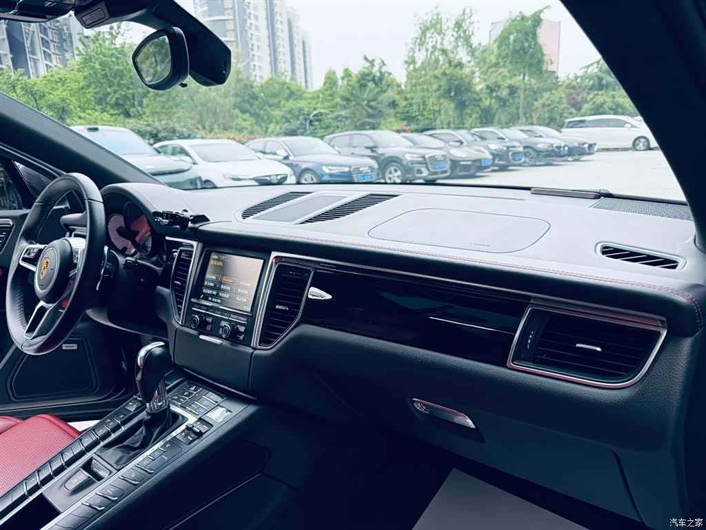 Porsche Macan, 2016 13