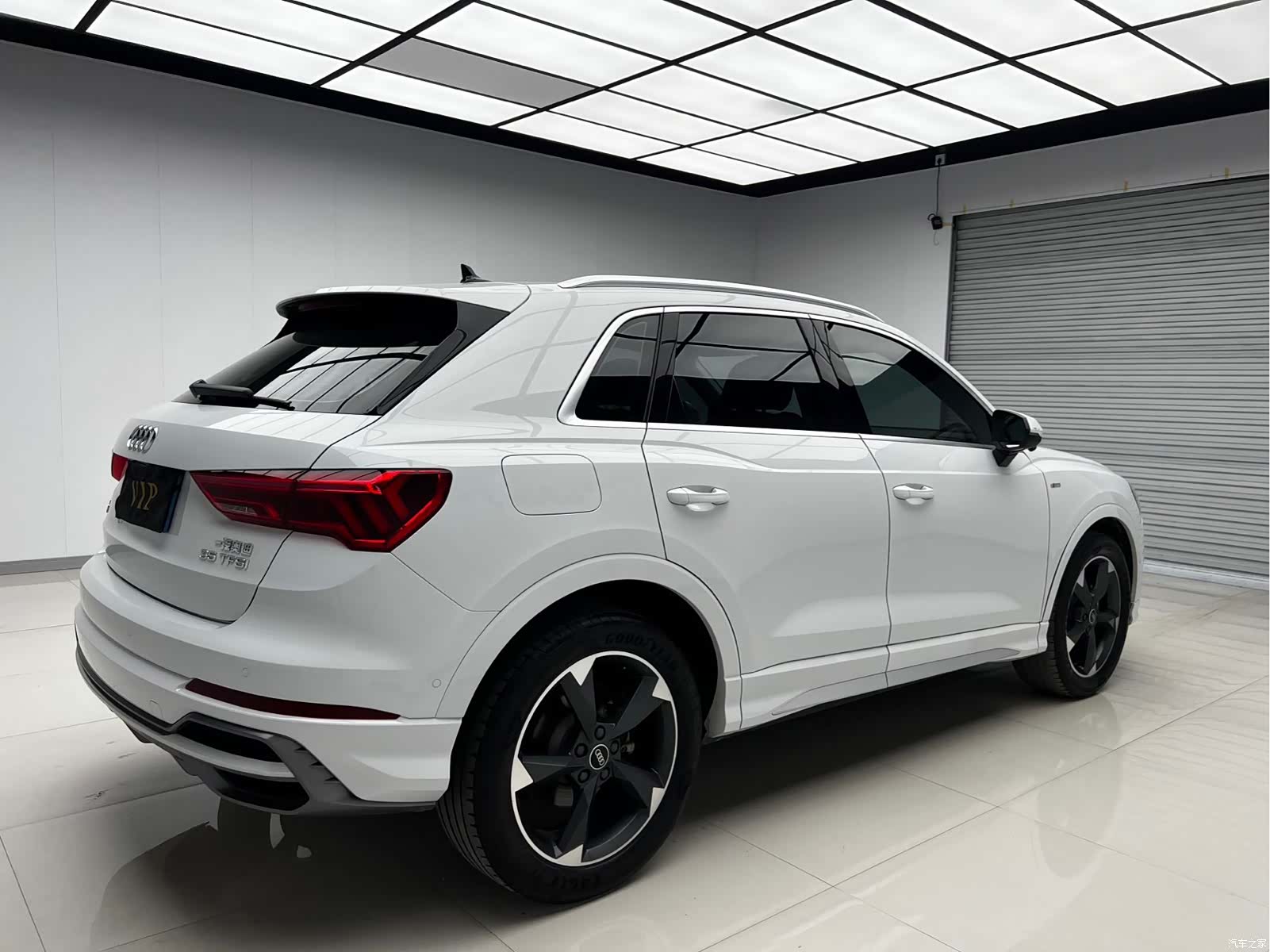 Audi Q3, 2022 4