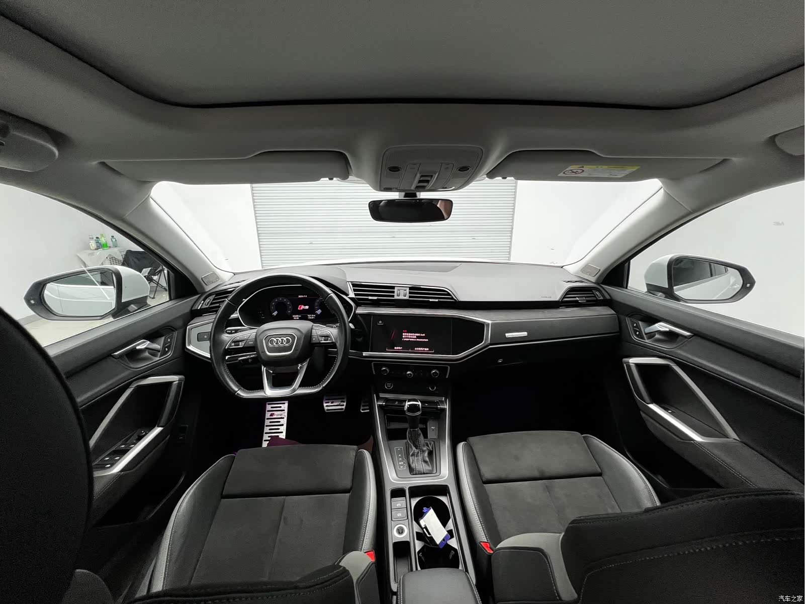Audi Q3, 2022 8