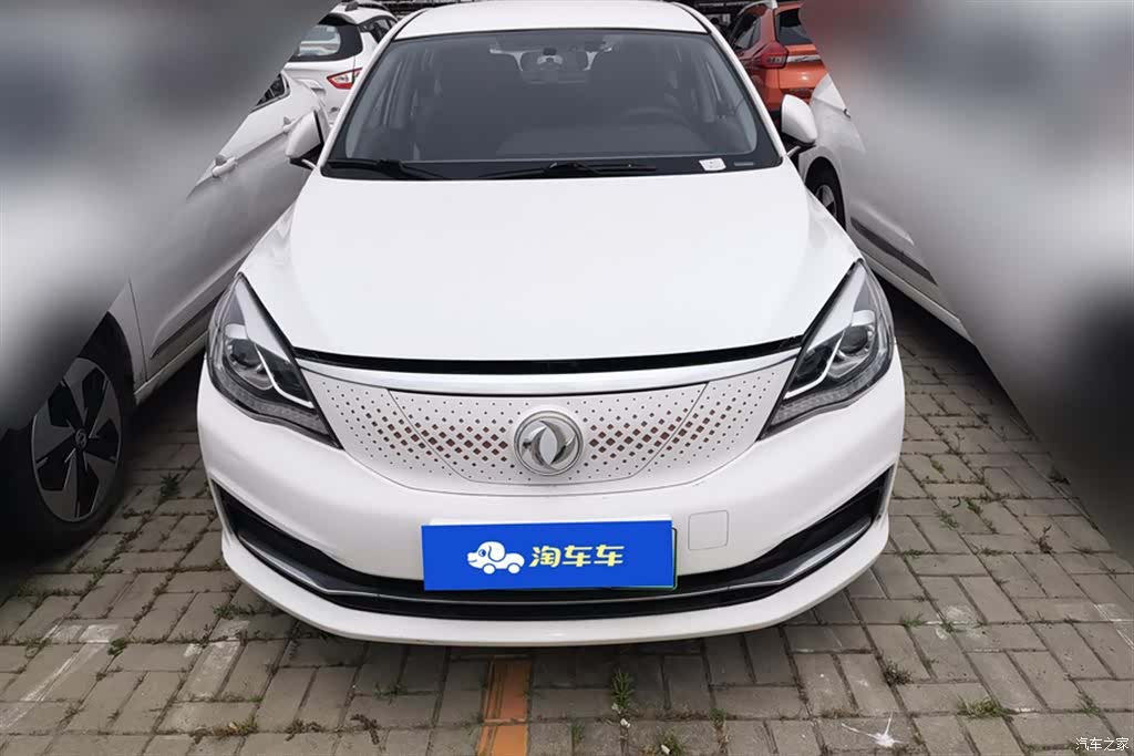 DongFeng E70, 2021 2