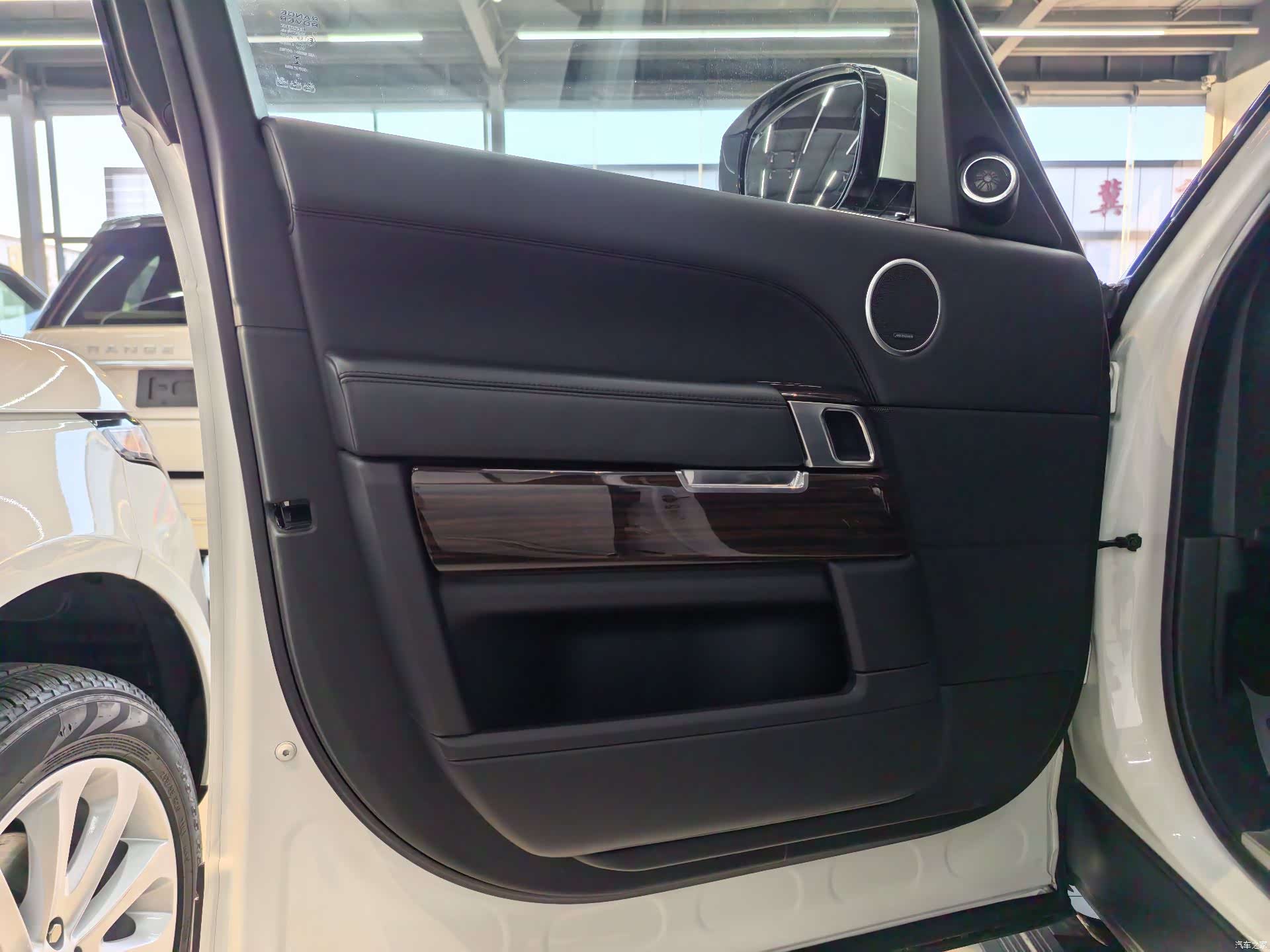 Land Rover Range Rover, 2013 14