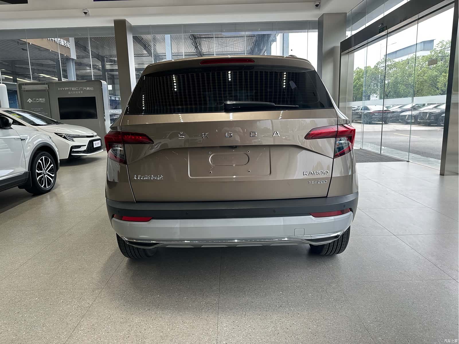 Skoda Karoq, 2020 все фото