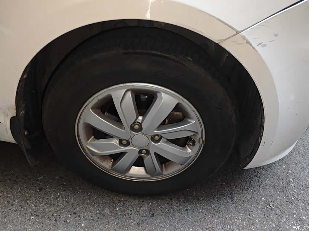 Kia K2, 2015 23