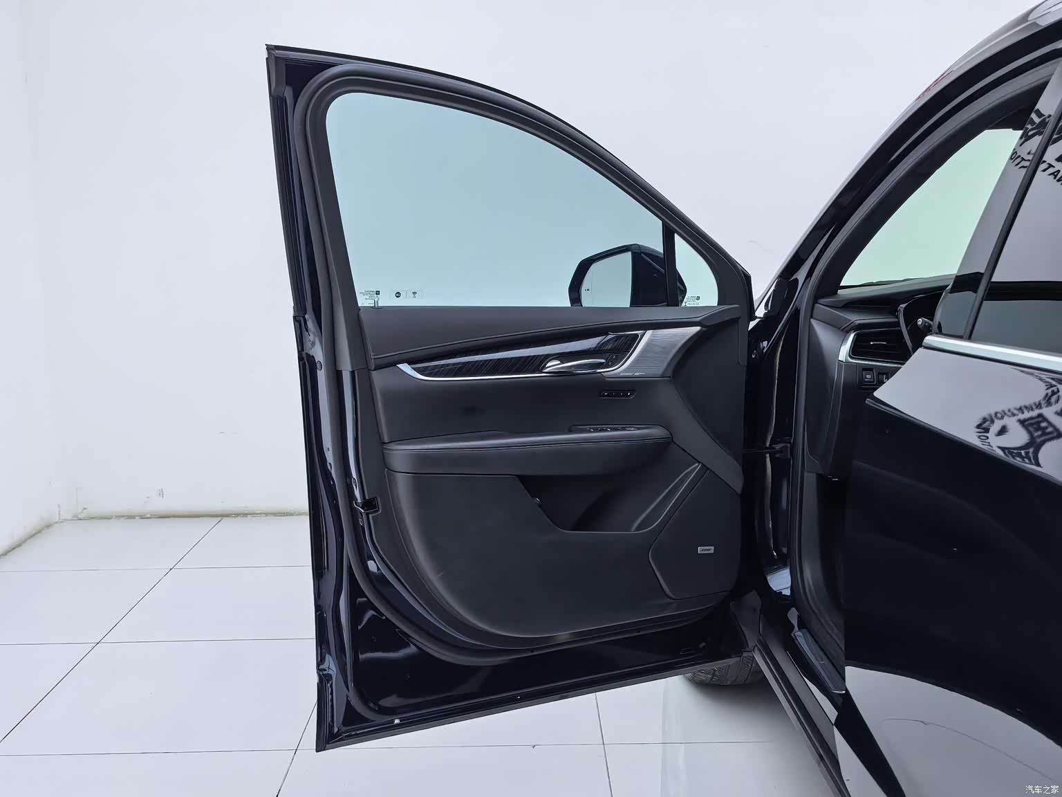 Cadillac XT6, 2021 все фото