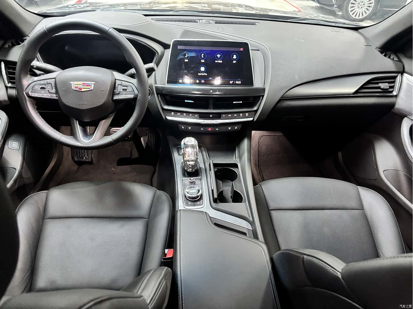 Cadillac CT5, 2023 все фото