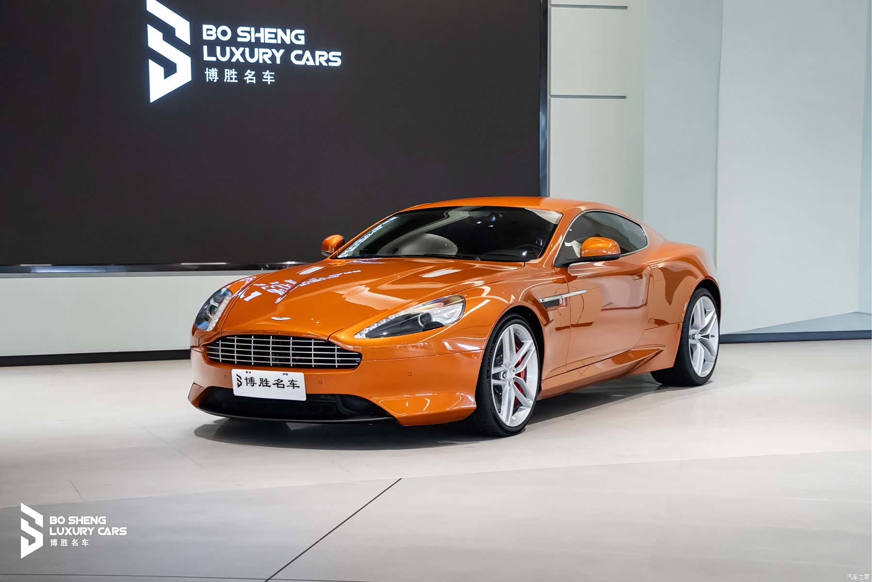 Aston Martin Virage, 2016 6
