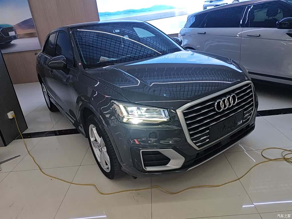 Audi Q2L, 2021 4