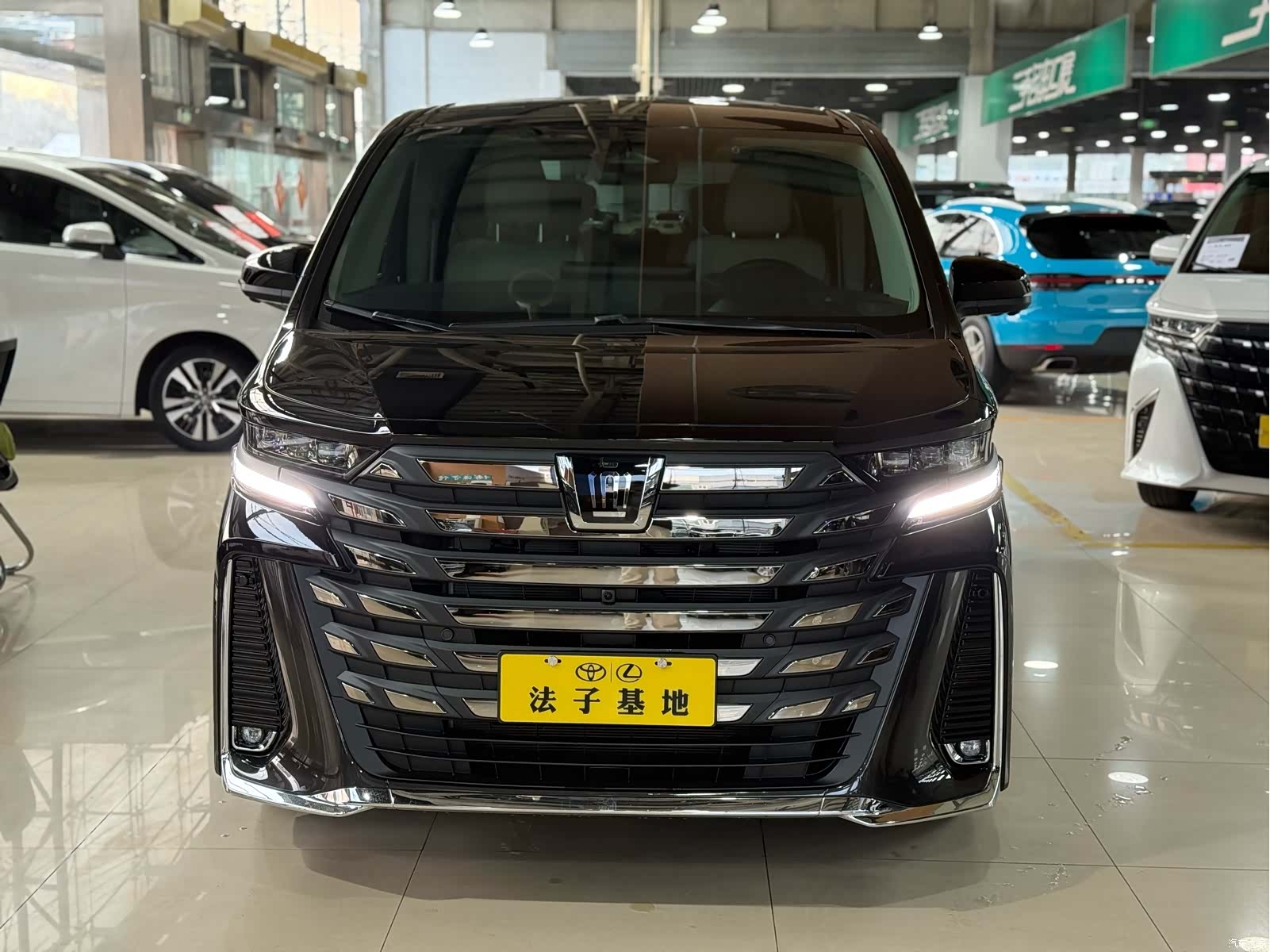 Toyota Vellfire, 2024 2