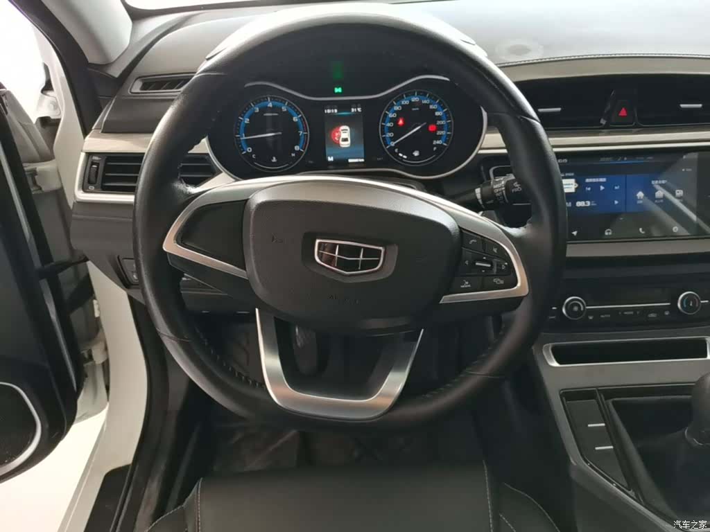 Geely Emgrand, 2019 11