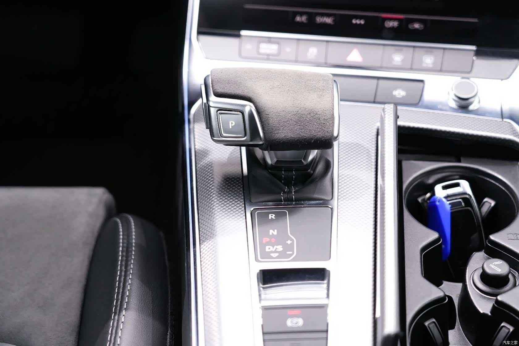 Audi A6L, 2021 24
