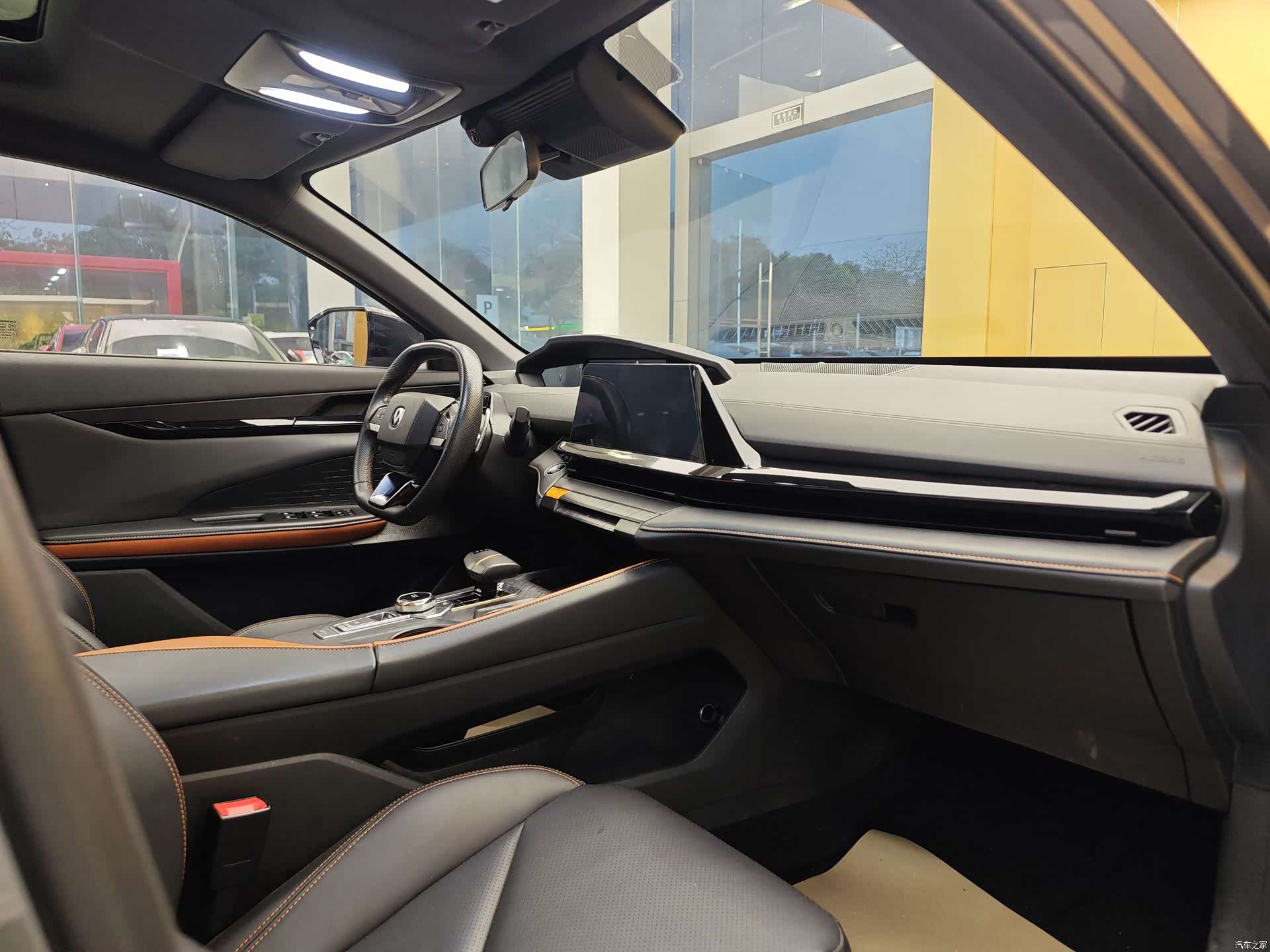 Changan UNI-V, 2022 34