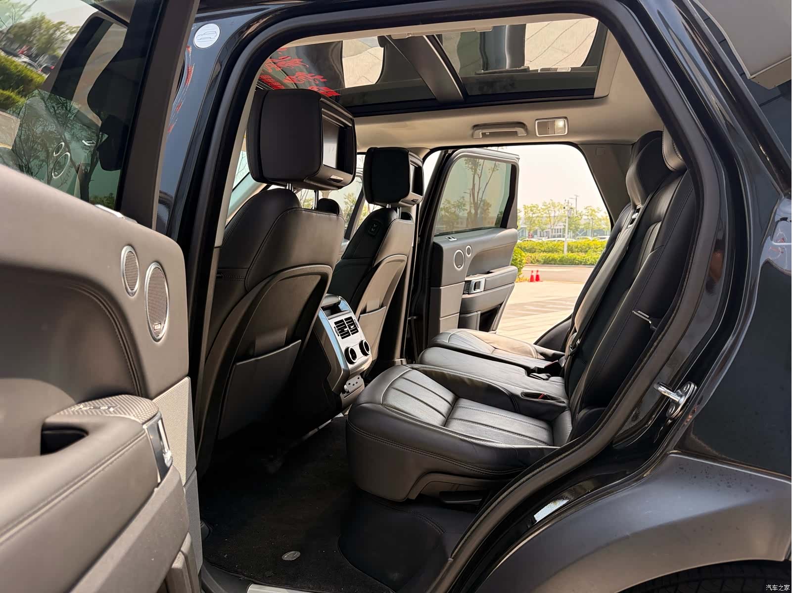 Land Rover Range Rover, 2019 15