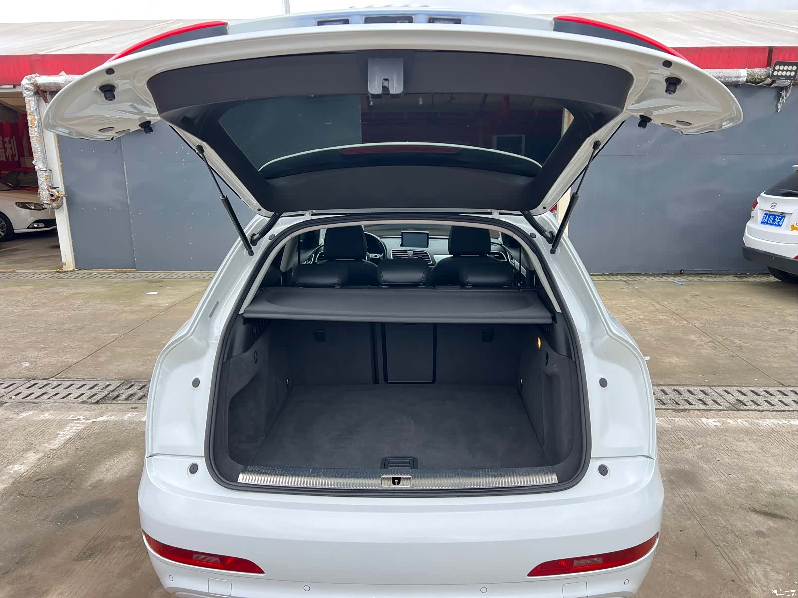 Audi Q3, 2015 21