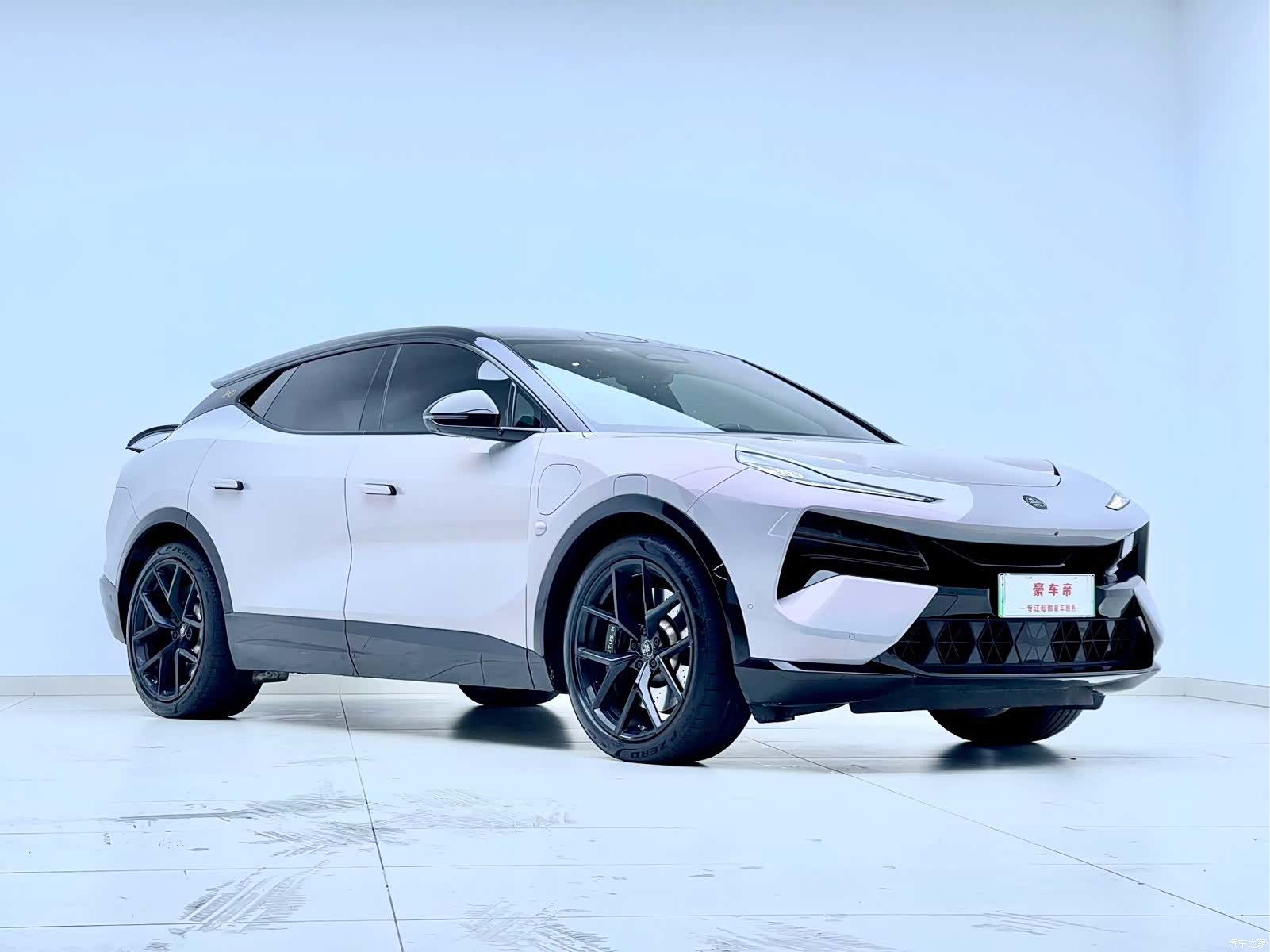 Lotus ELETRE, 2023 12
